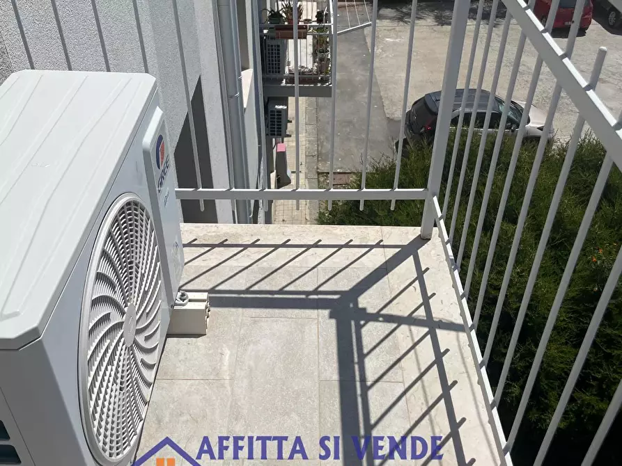 Immagine 10 di Quadrilocale in vendita  in Via Bulgaria 11 a Siracusa