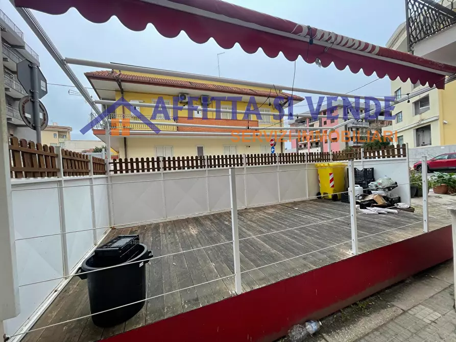 Immagine 30 di Locale commerciale in affitto  in Via Europa 46 a Siracusa