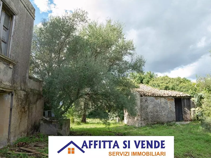 Immagine 19 di Rustico / casale in vendita  in isola a Siracusa