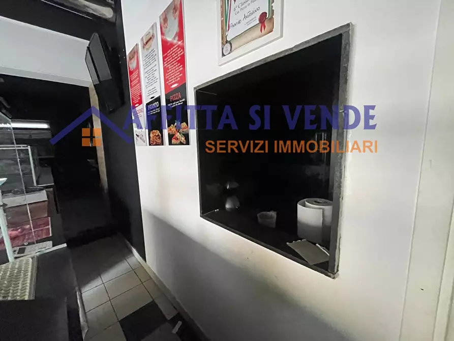 Immagine 21 di Locale commerciale in affitto  in Via Europa 46 a Siracusa