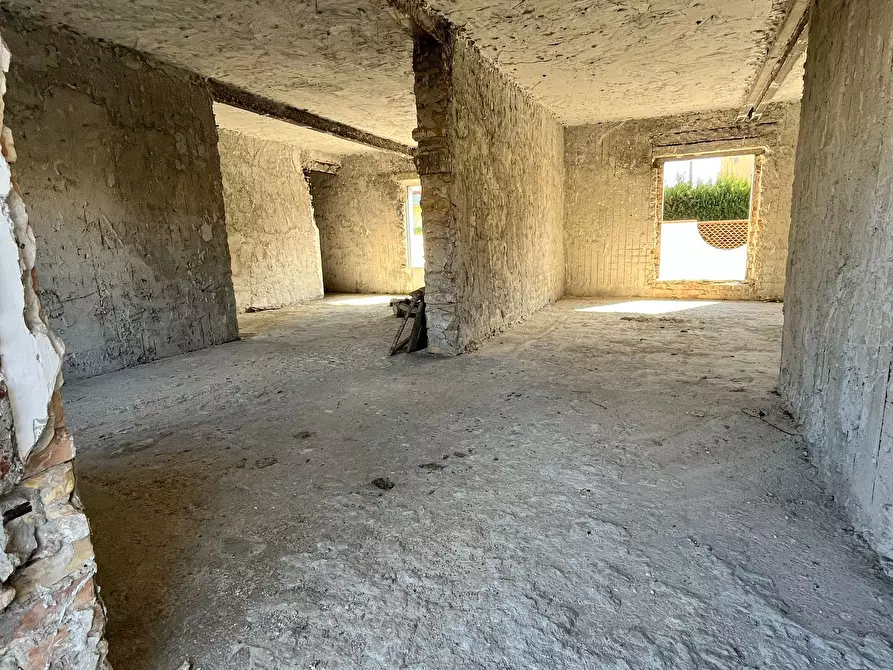 Immagine 31 di Casa trifamiliare in vendita  a Pescara