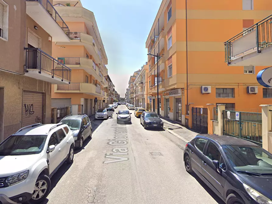 Immagine 1 di Garage in vendita  a Pescara