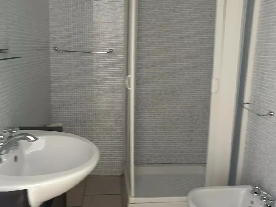 Immagine 6 di Trilocale in vendita  in Via Primo Riccitelli a Pescara