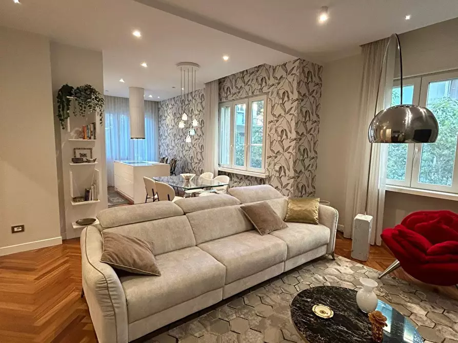 Immagine 1 di Trilocale in vendita  a Pescara