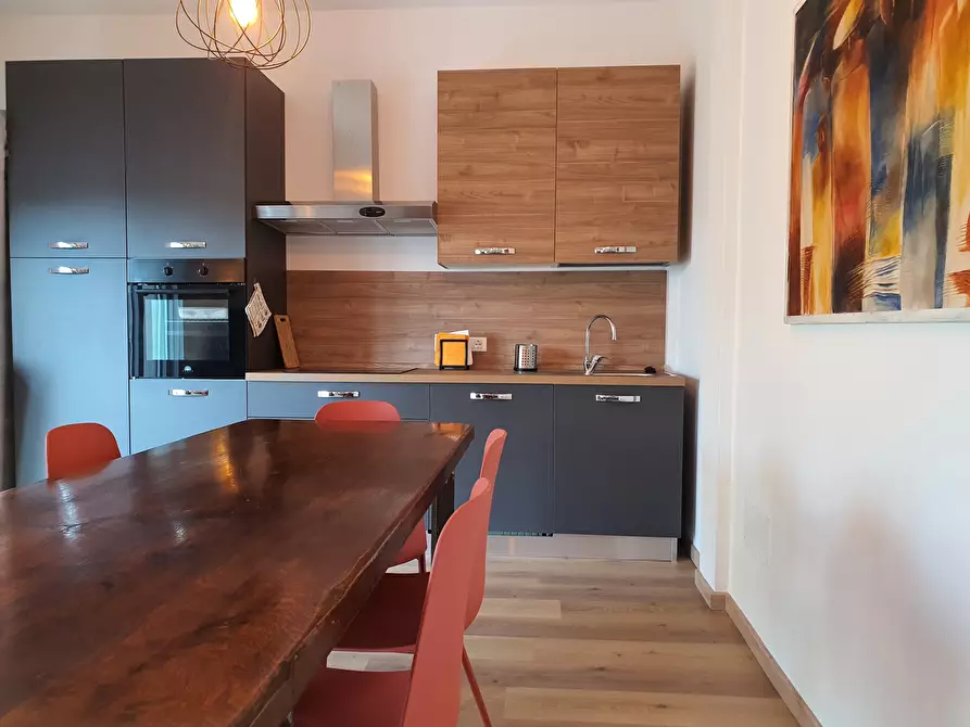 Immagine 6 di Trilocale in vendita  a Rapallo