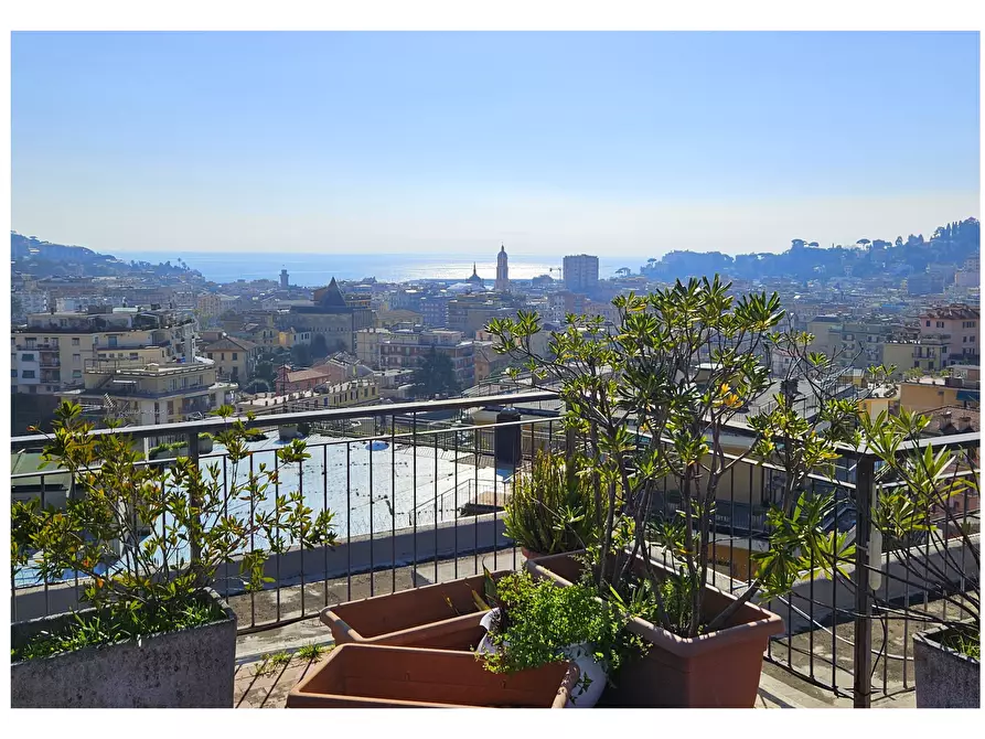 Immagine 4 di Attico in vendita  a Rapallo