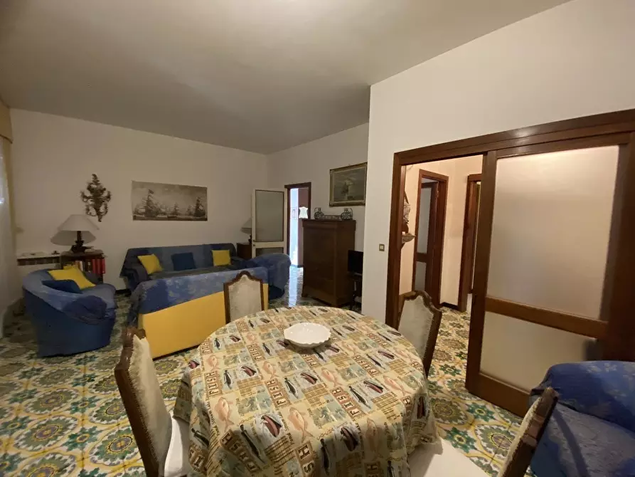 Immagine 4 di Trilocale in affitto  a Santa Margherita Ligure