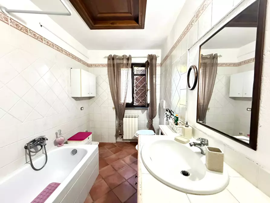Immagine 7 di Casa indipendente in vendita  a Fiano Romano