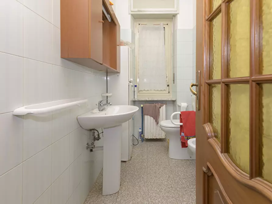 Immagine 27 di Villa in vendita  in via nazario sauro 45 a Venaria Reale