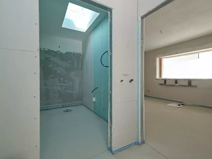 Immagine 19 di Loft/Open space in vendita  in Via Ugo Foscolo 6 a Torino