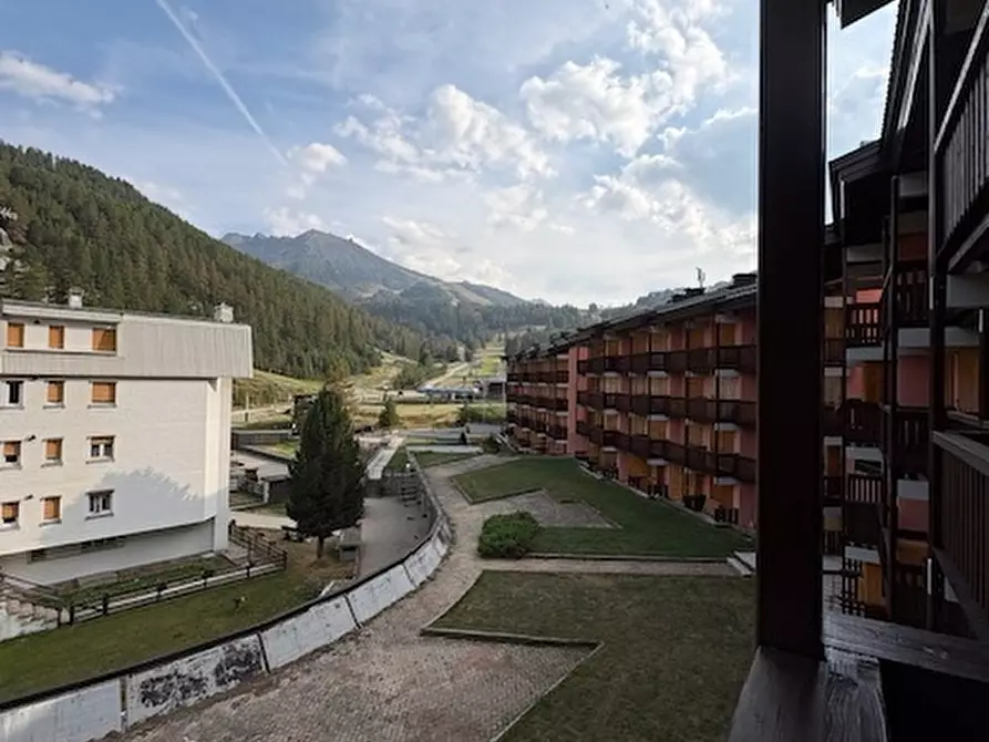 Immagine 26 di Trilocale in vendita  in Via del Colle 5252 a Sestriere