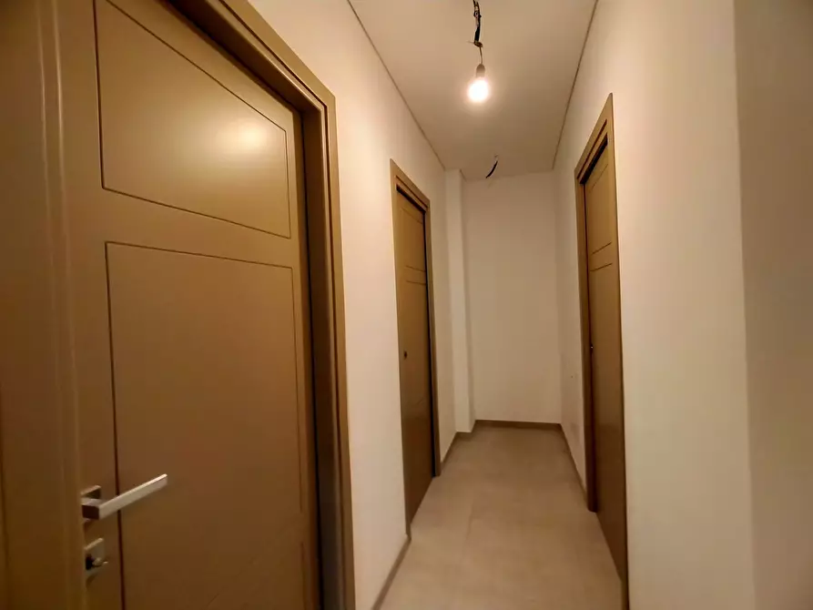 Immagine 14 di Trilocale in vendita  in Via Pietro Cossa 105 a Torino