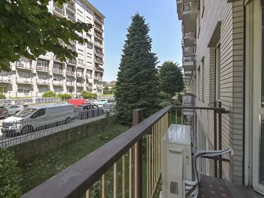 Immagine 39 di Ufficio in vendita  in Corso Monte Cucco 85 a Torino