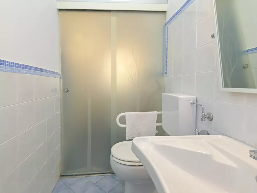 Immagine 23 di Quadrilocale in vendita  in Via Buenos Aires a Torino