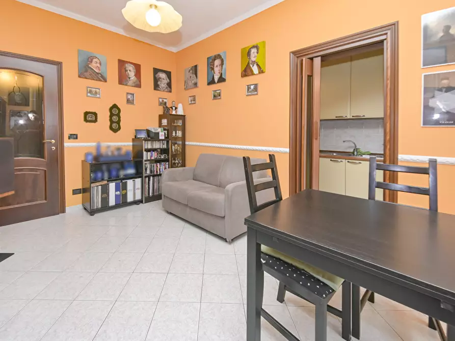 Immagine 22 di Bilocale in vendita  in Via Monginevro 220 a Torino