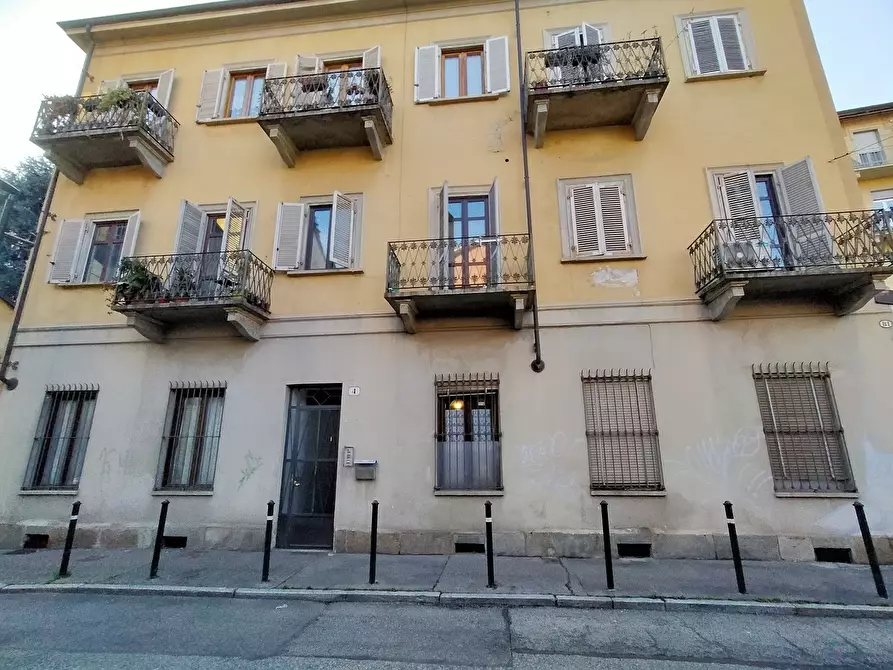 Immagine 2 di Bilocale in vendita  in Via Cenischia 4 a Torino