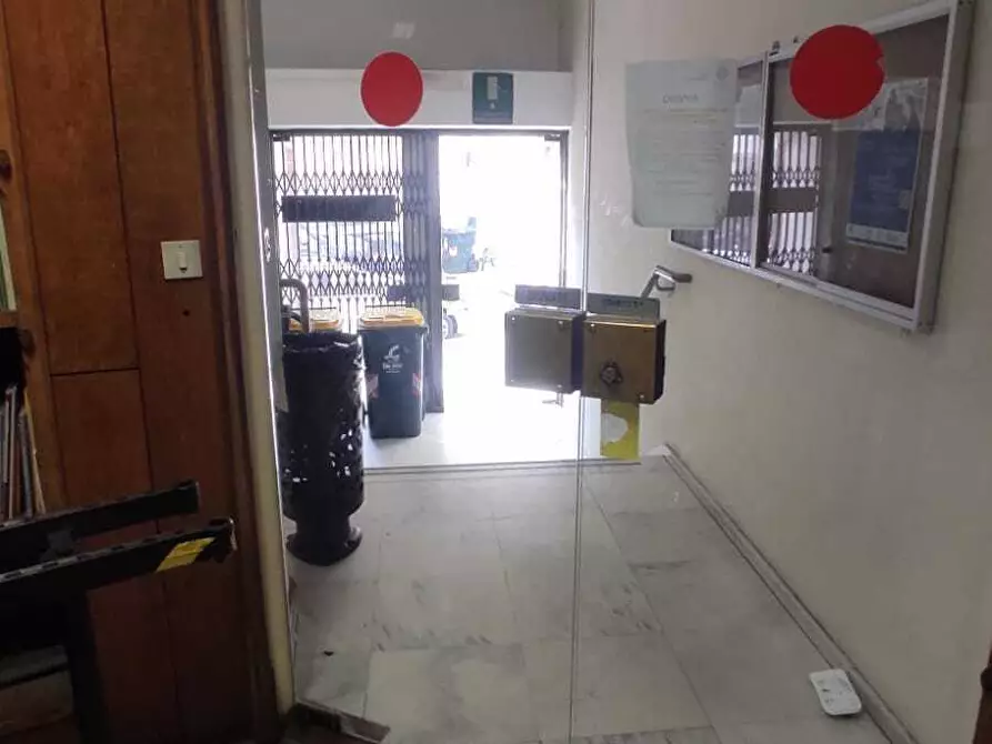 Immagine 9 di Palazzo in vendita  in Via Gaudenzio Ferrari 9 a Torino