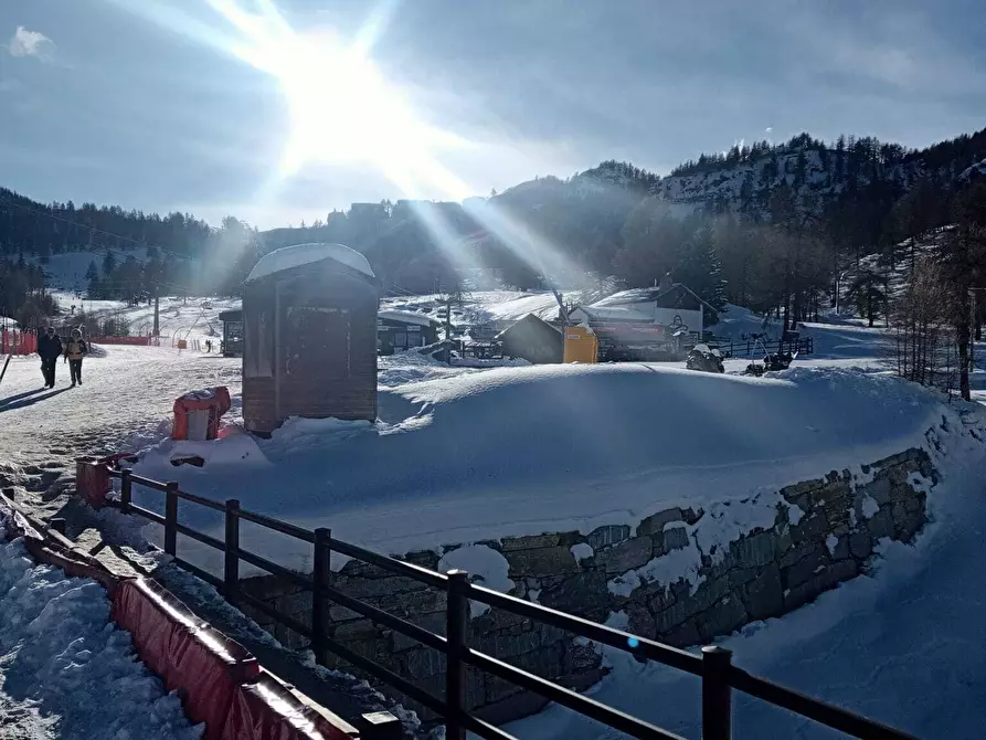 Immagine 29 di Trilocale in vendita  in Via del Colle 5252 a Sestriere