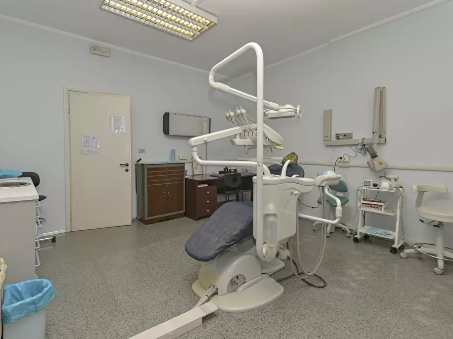 Immagine 15 di Ufficio in vendita  in Corso Monte Cucco 85 a Torino