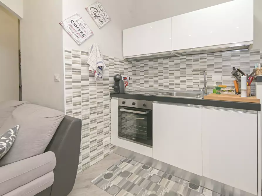 Immagine 24 di Bilocale in vendita  in via umberto giordano 8 a Nichelino