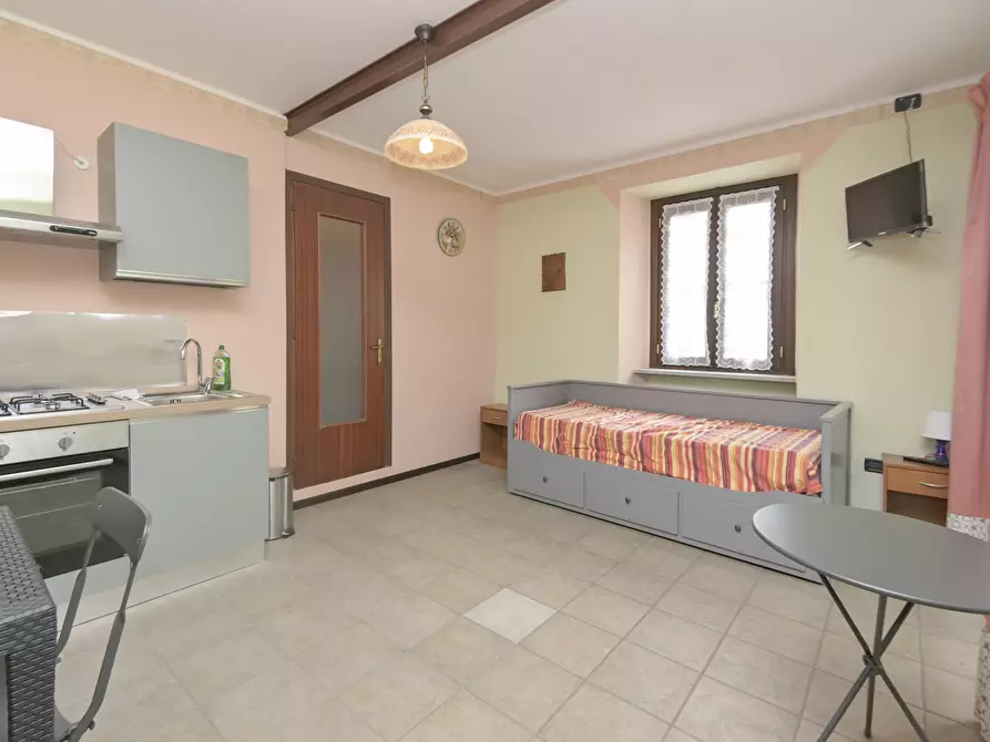 Immagine 33 di Monolocale in vendita  in Via Roma 3 a Viù