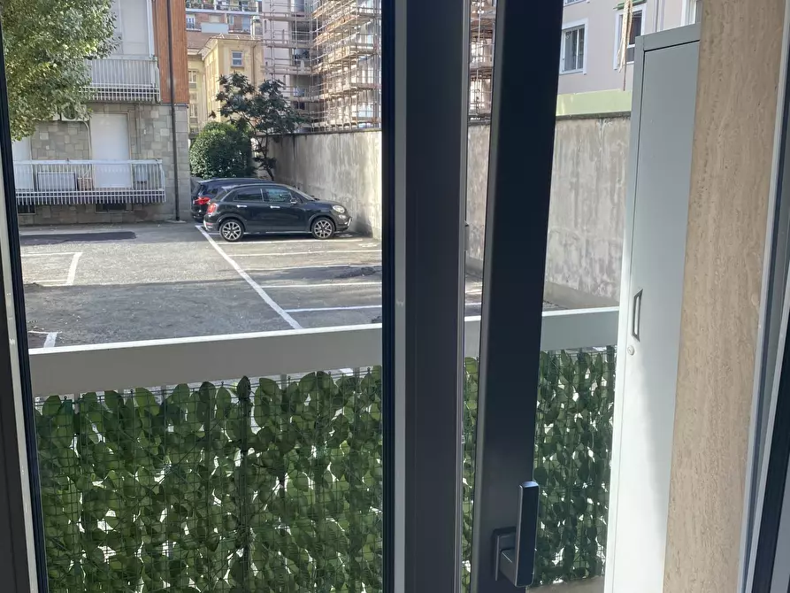 Immagine 12 di Stanza singola in affitto  in via Caprera 37 a Torino