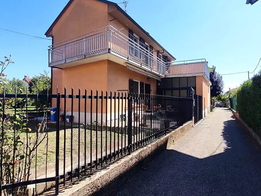 Immagine 2 di Casa indipendente in vendita  in Via Montegrappa 27 a Moncalieri