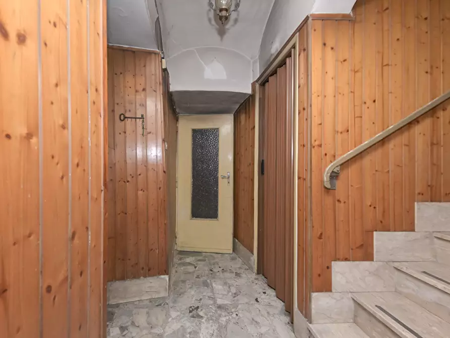 Immagine 10 di Porzione di casa in vendita  in via salvatore mura 18 a Front