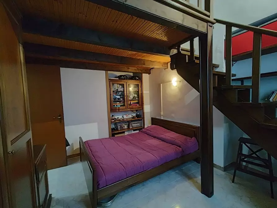 Immagine 9 di Bilocale in vendita  in Via Cenischia 4 a Torino