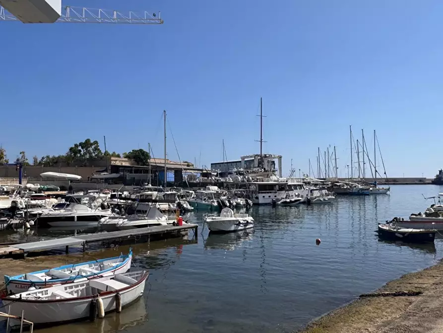 Immagine 4 di Trilocale in vendita  in Largo Fontanelle a Monopoli