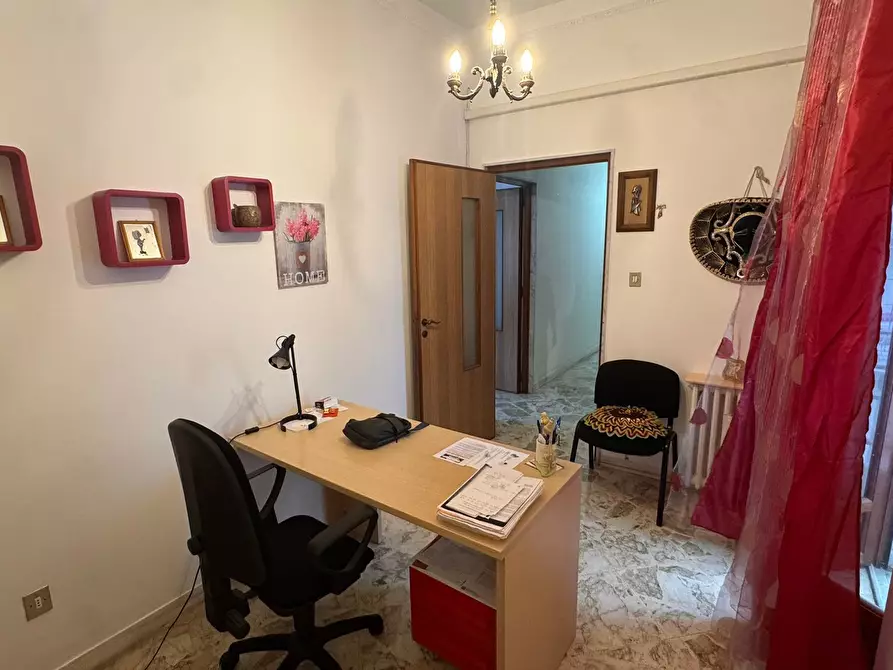 Immagine 17 di Quadrilocale in vendita  in Via Padre Manghisi 36 a Monopoli