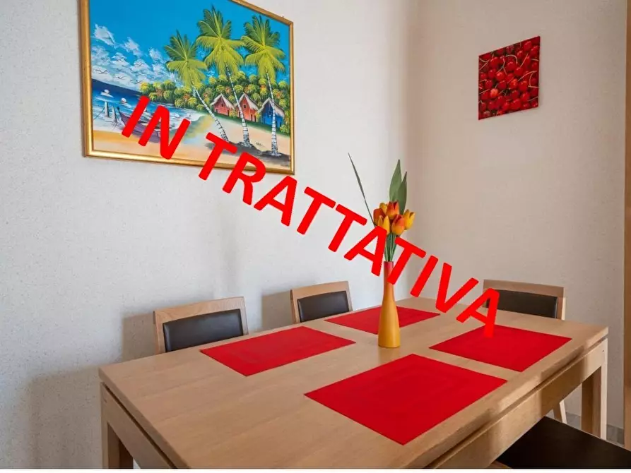 Immagine 1 di Trilocale in vendita  in via mengano a Monopoli