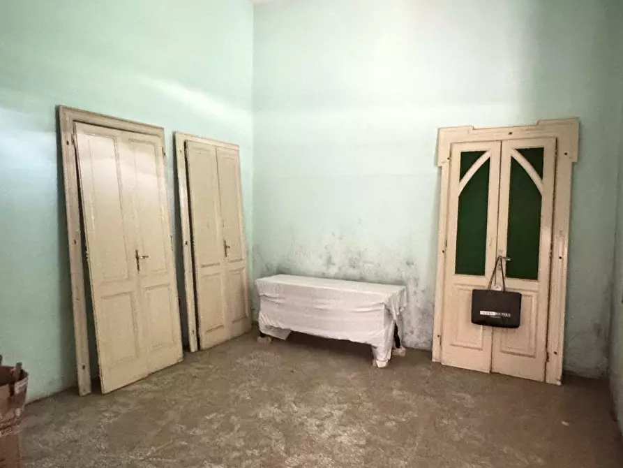 Immagine 8 di Casa indipendente in vendita  in Via Bixio a Monopoli