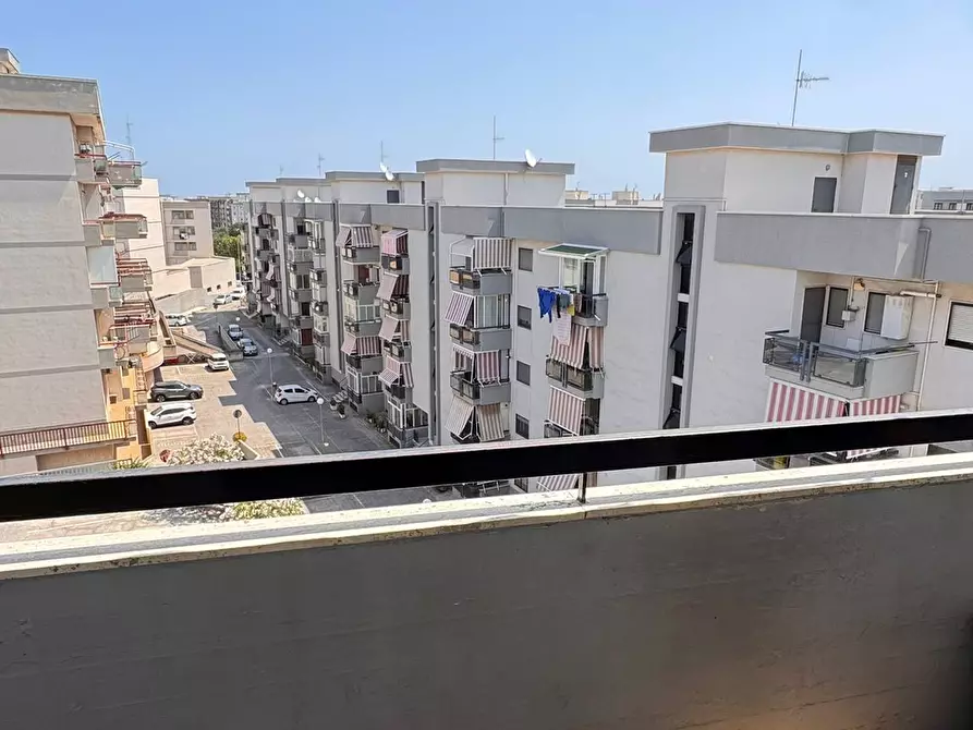 Immagine 22 di Trilocale in vendita  in Via Michelangelo Buonarroti a Monopoli