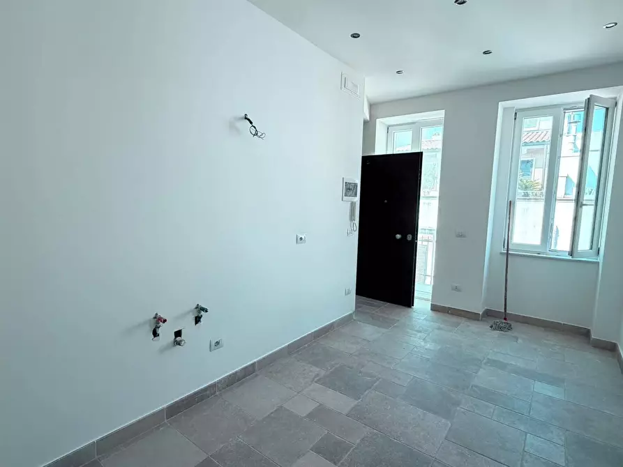 Immagine 1 di Trilocale in vendita  in Via Vincenzo Longo 23 a Castellana Grotte