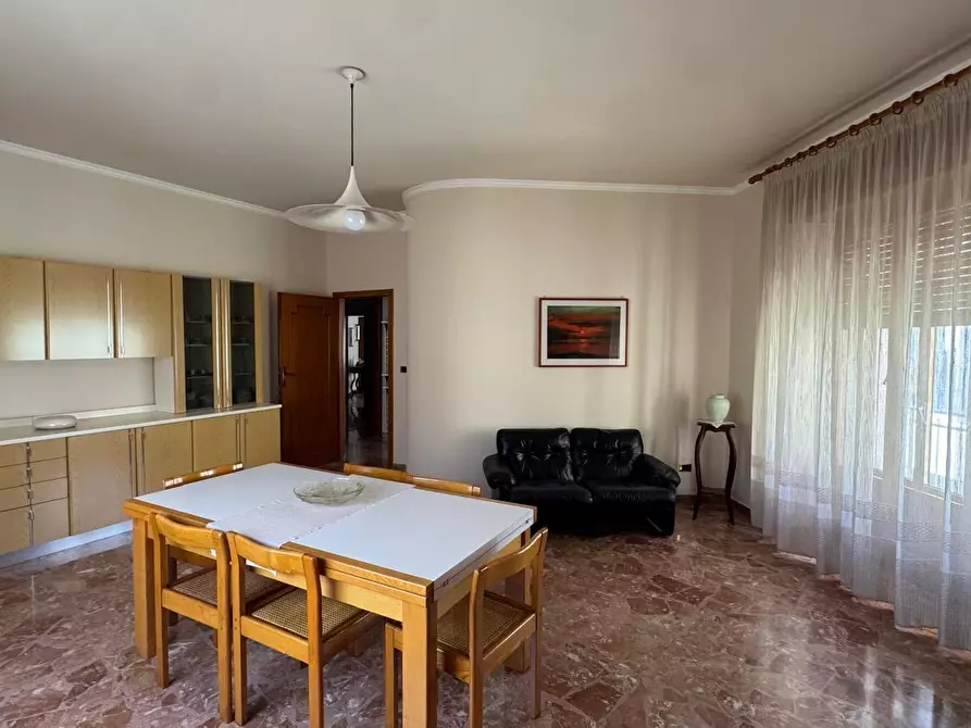 Immagine 12 di Pentalocale in vendita  in Via Luigi Finamore Pepe a Monopoli