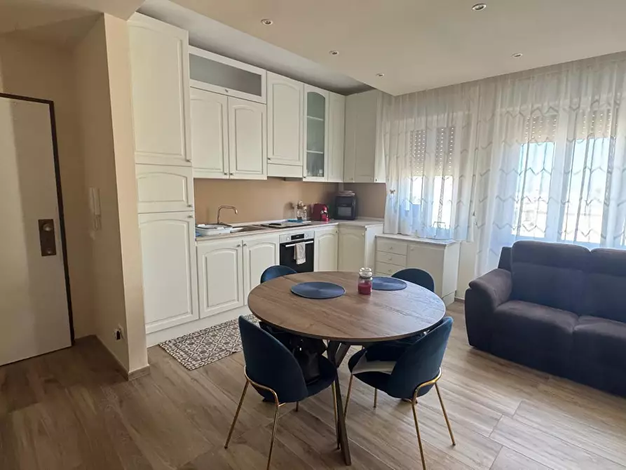 Immagine 5 di Appartamento in vendita  in Via Pasquale Camicia a Monopoli