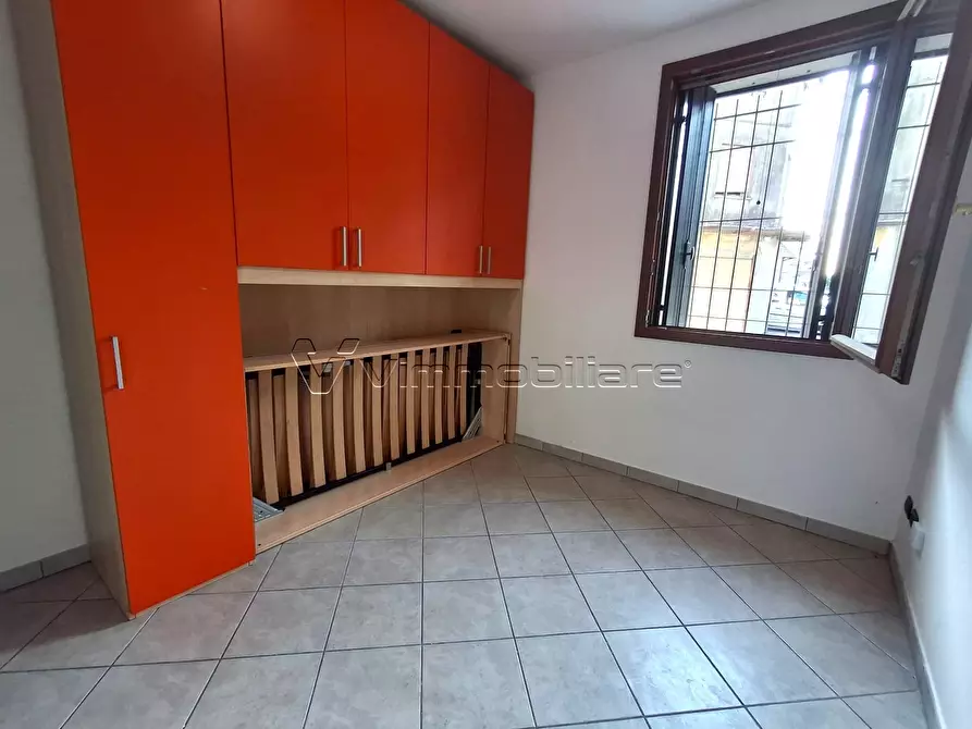 Immagine 14 di Trilocale in affitto  a Poiana Maggiore