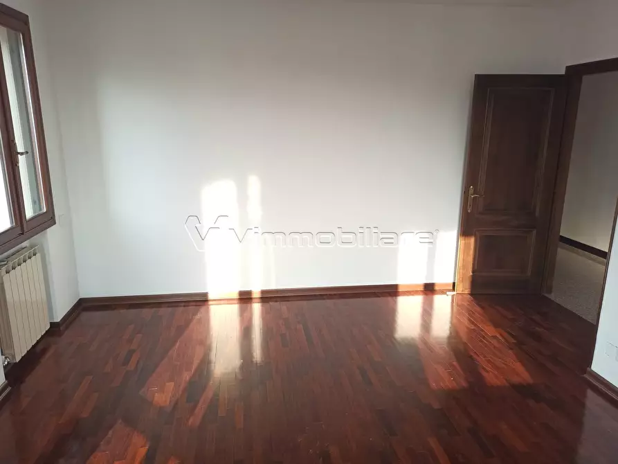 Immagine 16 di Villetta a schiera in affitto  in Via Fontanella 4 a Barbarano Mossano