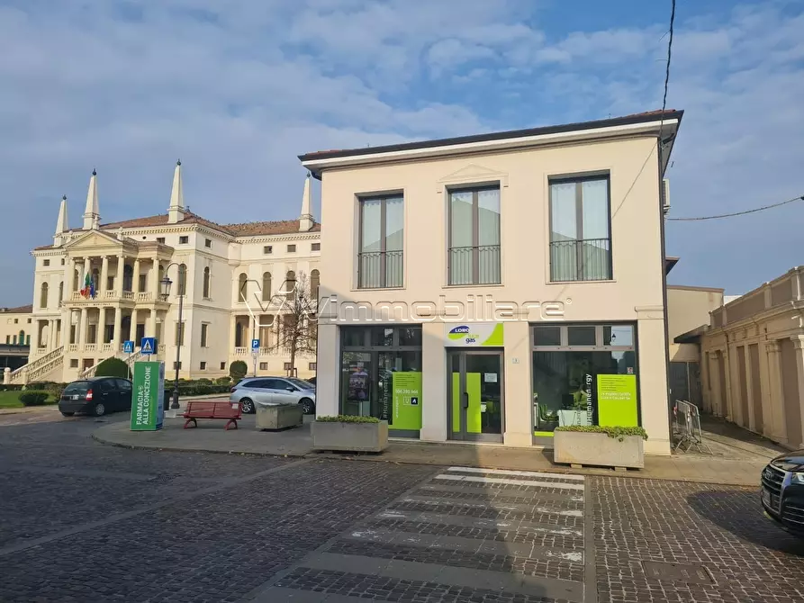 Immagine 4 di Locale commerciale in vendita  in via Carlo Porta angolo via Palladio 1 a Noventa Vicentina