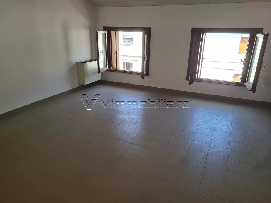 Immagine 9 di Ufficio in vendita  in Via Giacomo Matteotti 141 a Noventa Vicentina
