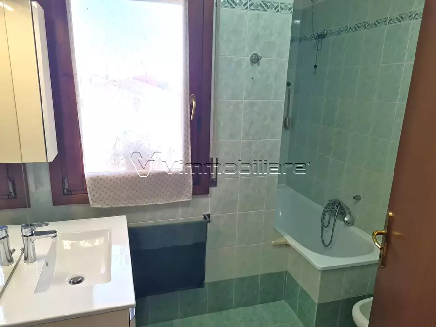 Immagine 36 di Trilocale in vendita  in Via primo maggio 9/11 a Noventa Vicentina