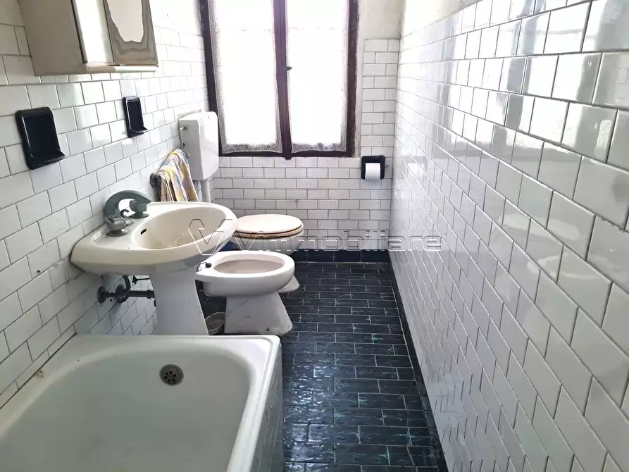 Immagine 28 di Porzione di casa in vendita  in Via Paluselli 9 a Agugliaro