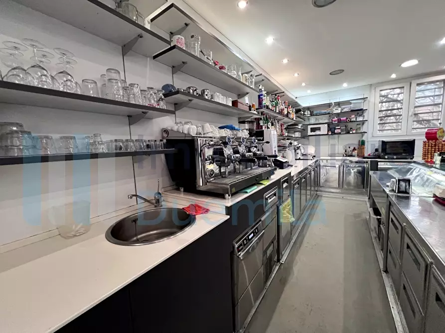 Immagine 8 di Bar / Ristorante in vendita  a Bologna