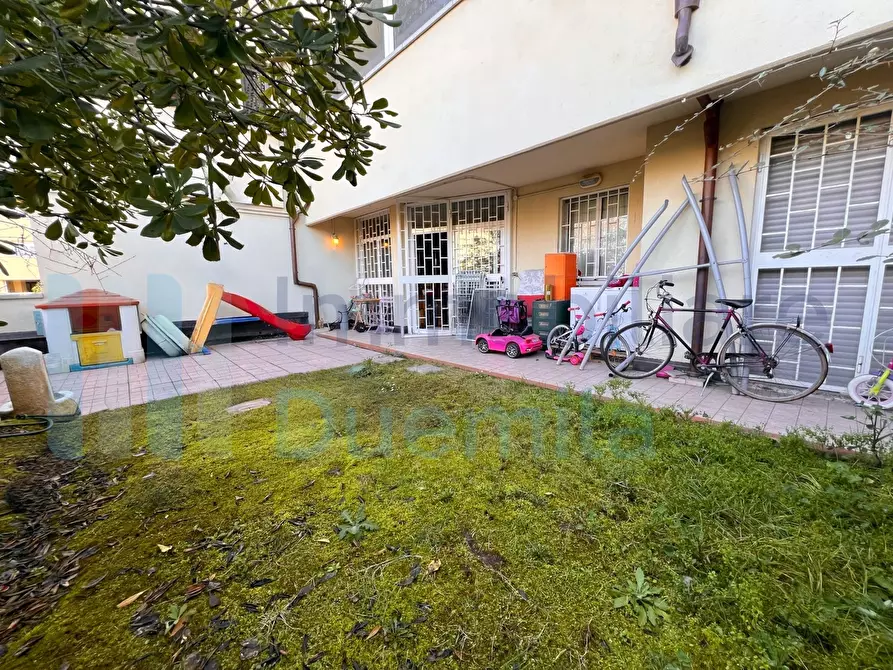 Immagine 22 di Pentalocale in vendita  a Bologna