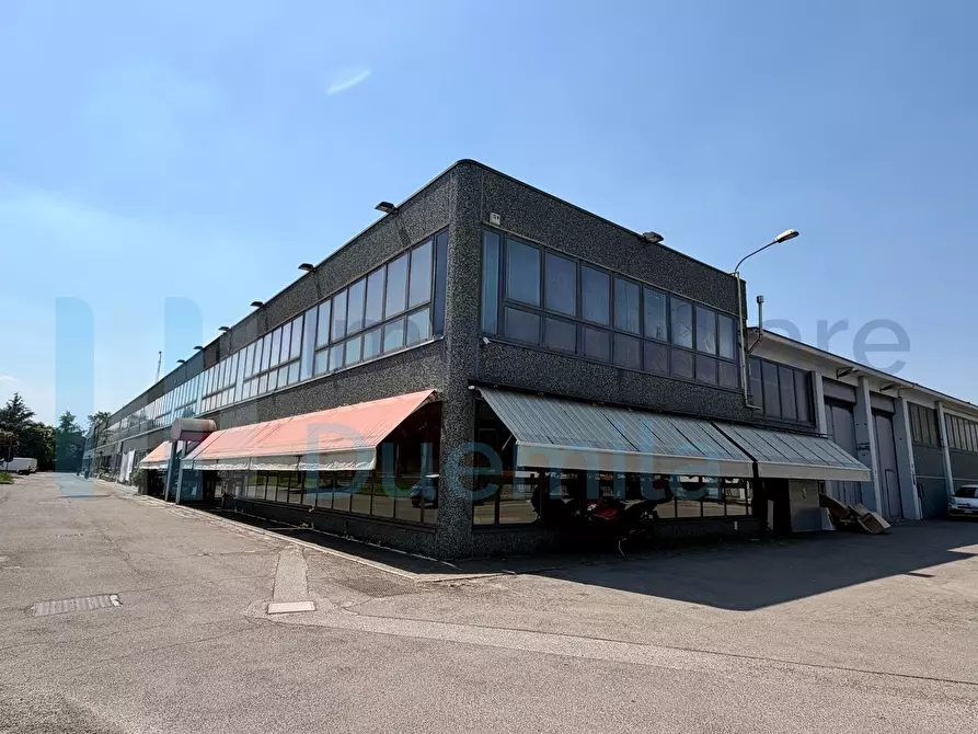 Immagine 35 di Attività commerciale in vendita  a Valsamoggia