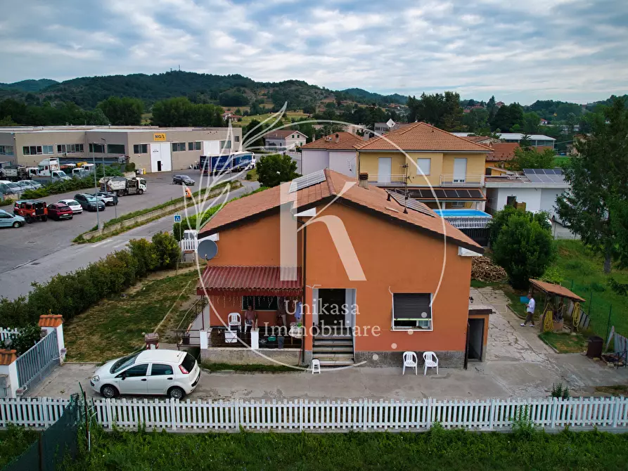 Immagine 4 di Casa indipendente in vendita  in Via Cortemilia 36 a Cairo Montenotte