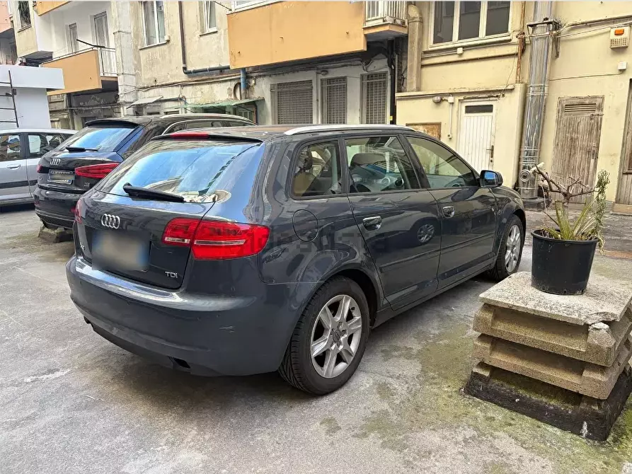 Immagine 5 di Garage in vendita  in Via Don Minzoni 14 R a Savona