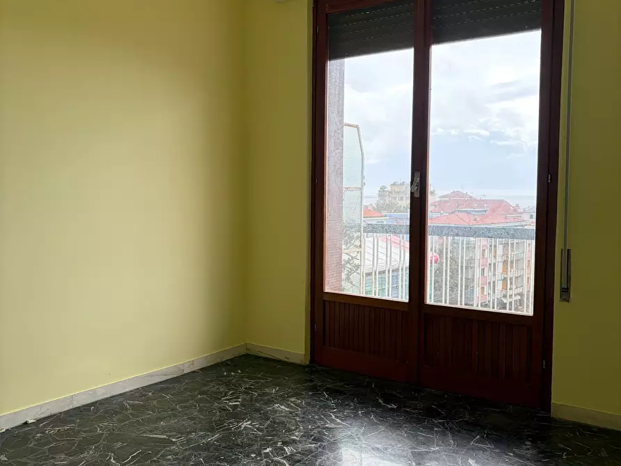 Immagine 10 di Quadrilocale in affitto  in Via Gioia 8 a Celle Ligure