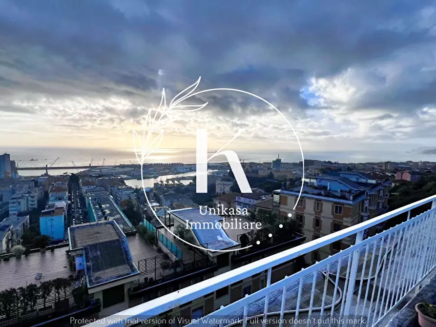 Immagine 4 di Pentalocale in vendita  in Via Angelo Visca a Savona